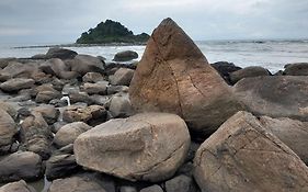 Kitnete em Itanhaém - SP.